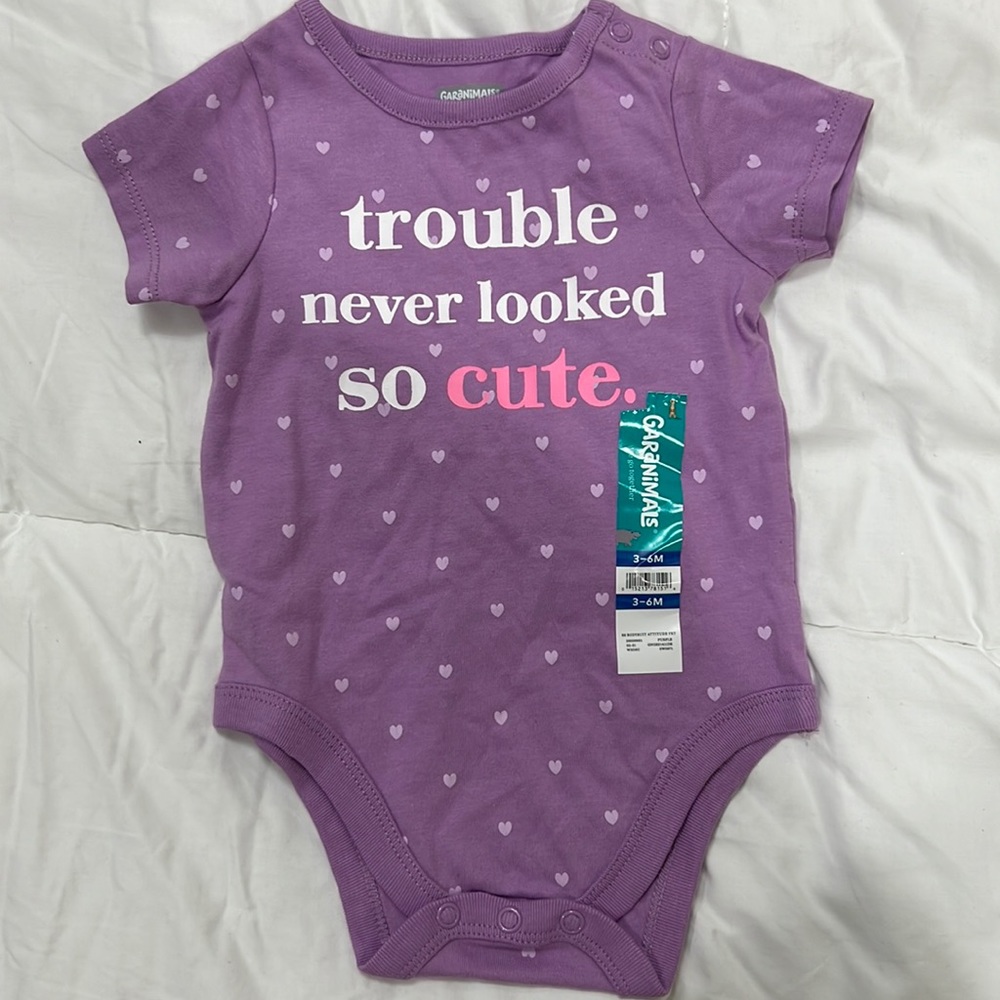 NWT 💥 Purple baby short sleeve onesie 3-6m